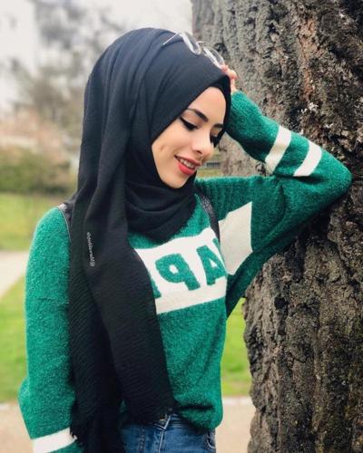 25P Sexy Syrian Instagram Hijab Lady