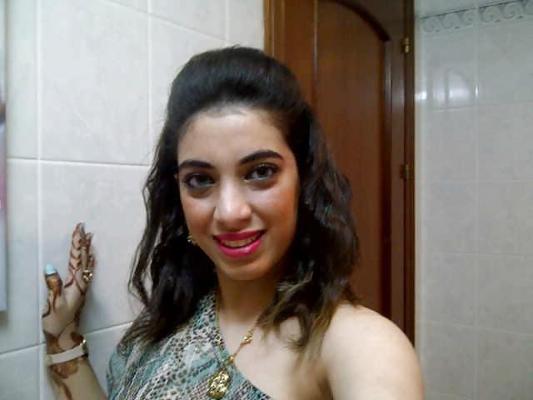 16P Desi bhabie