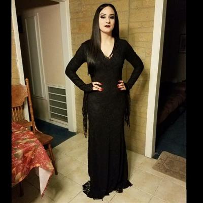 25P Latina Cosplayer For Cum Tribute and Comments