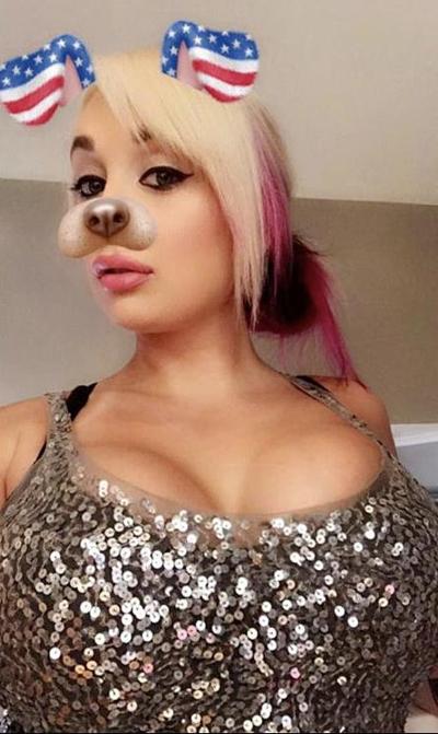 25P Smoking Hot Rachel and Tara From Illinois
