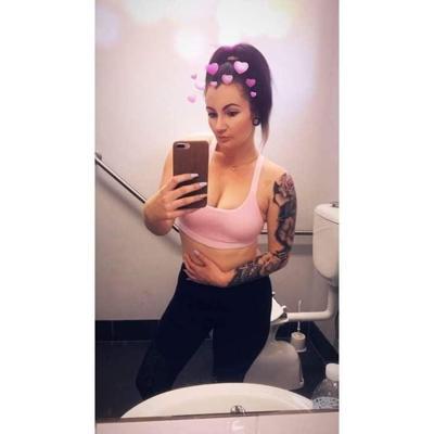 20P Australian Bitch's Tits EXPOSED!