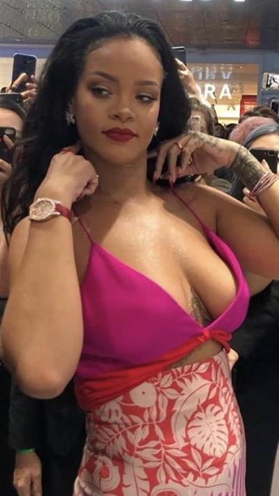 25P cute Rihanna
