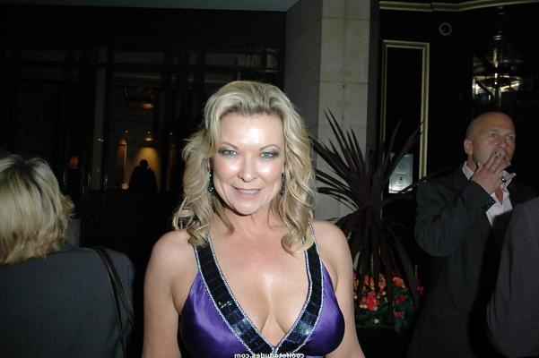 22P Meine liebsten britischen MILFs – Claire King