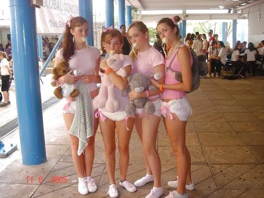 25P Non nude girls