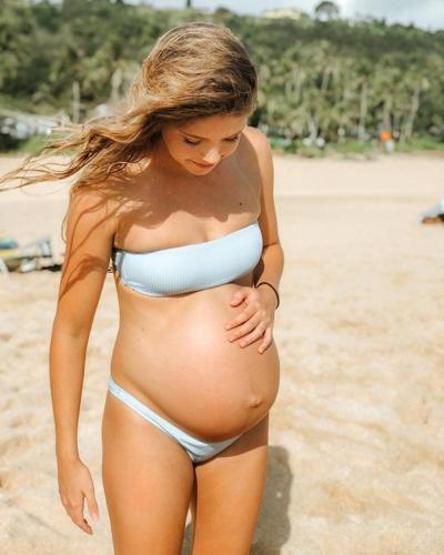 18P Pregnant amateur Megan with huge belly