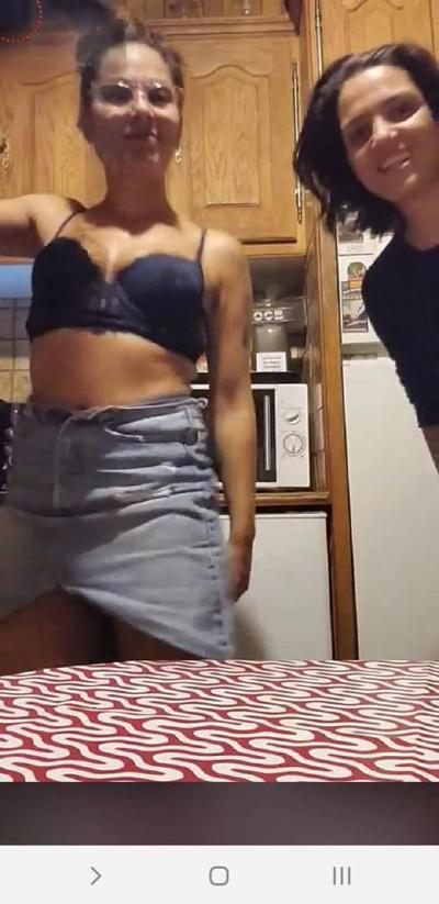 13P Bust bra live facebook romanian