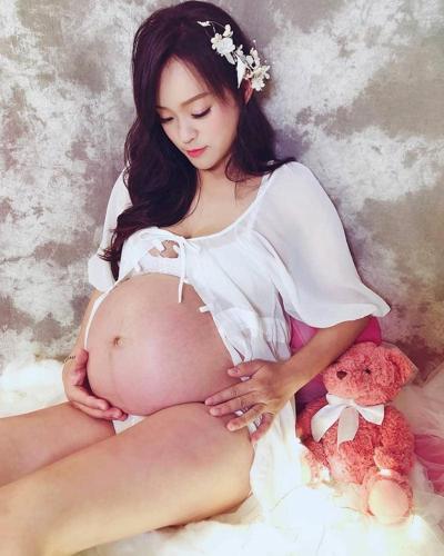25P Perfectly Pregnant Asians