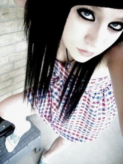 20P Cute emo girls 2.0