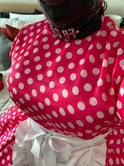 6P Empregada de bolinhas rosa