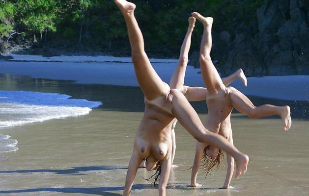 25P Vintage Nudism