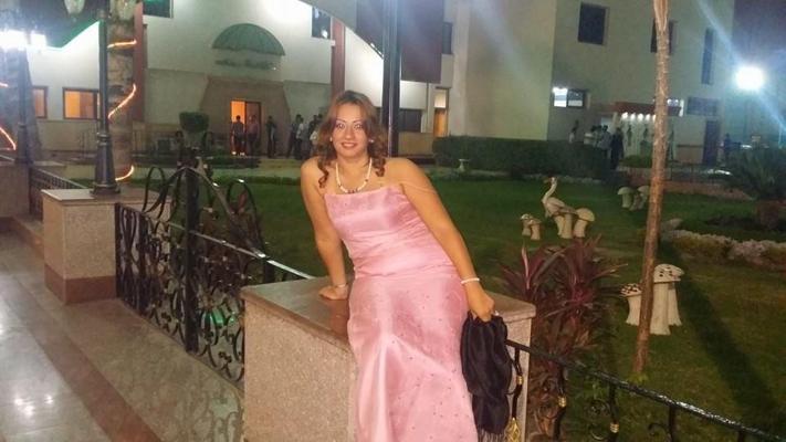 25P horny wife 6