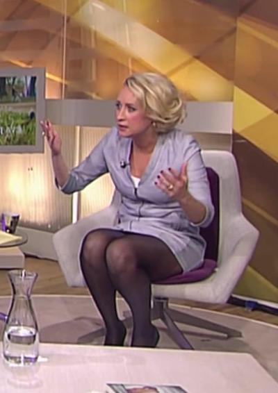 25P Niederländische TV-Milf Eva Jinek