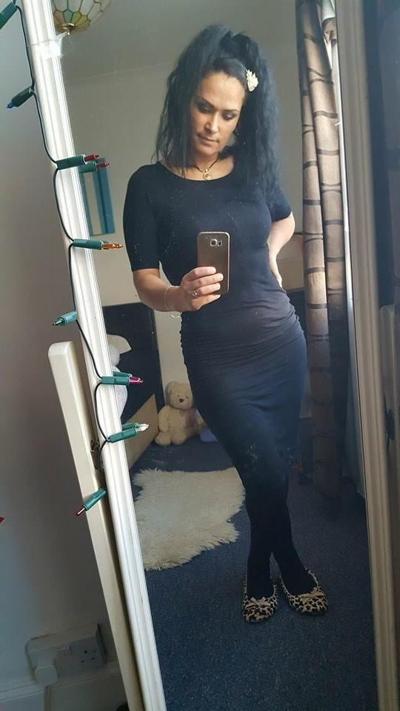 25P sexy females in tights pantyhose nylons 119