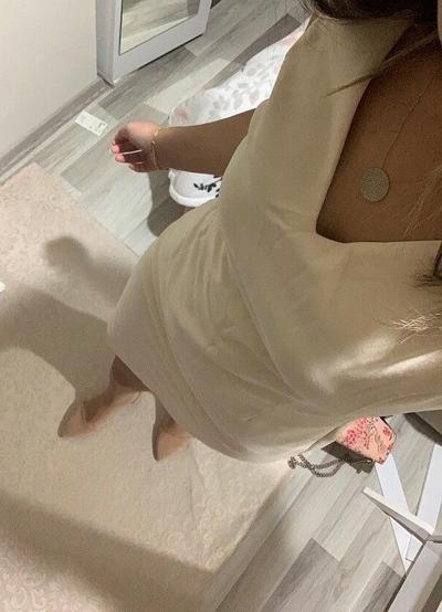 25P Turkish amateur women exhibiting themselves