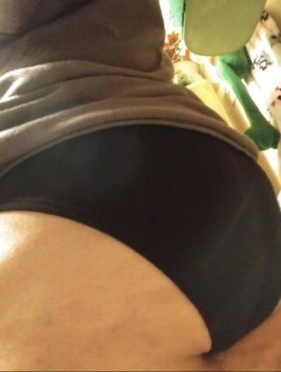 8P Mexican Milf in black panties