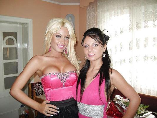 21P Bloond Serbian Slut.....