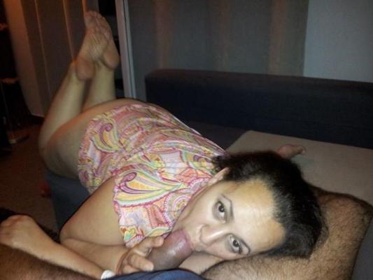 25P Pics 2544 - Sucking His Dick