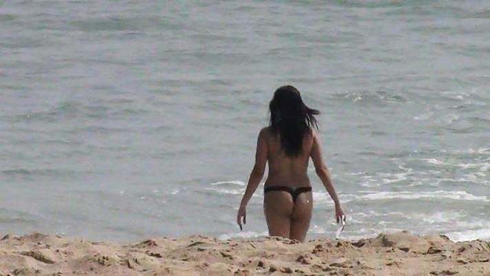 9P Wife on beach