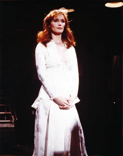 25P Celebrity Boobs - Margot Kidder
