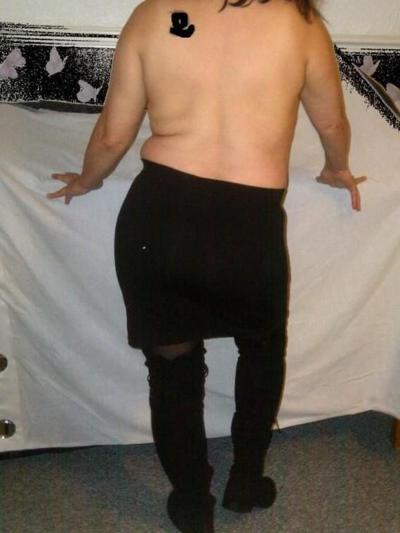 9P black skirt and boots