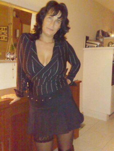 25P busty milf