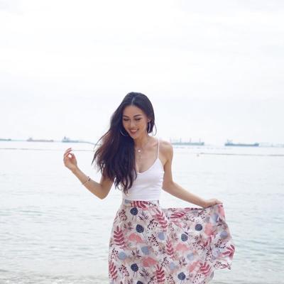23P Malaysian singer Abbey