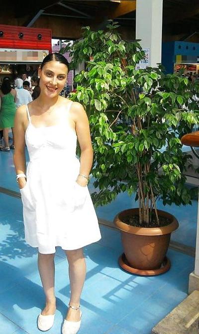 13P Nesrin turco