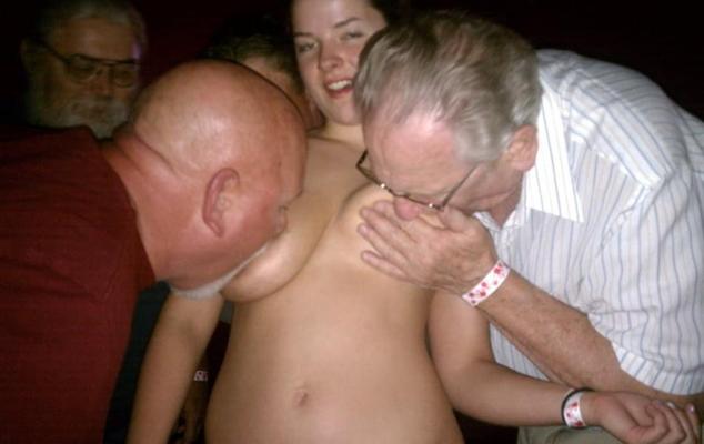 20P oldman young girl - vieux jeune 48