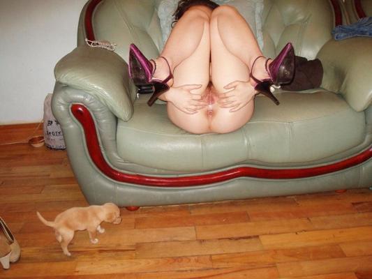 25P Shy Chinese Teen but want to Show