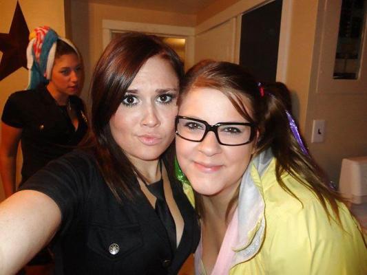 25P FaceBook Friends: Halloween Babes