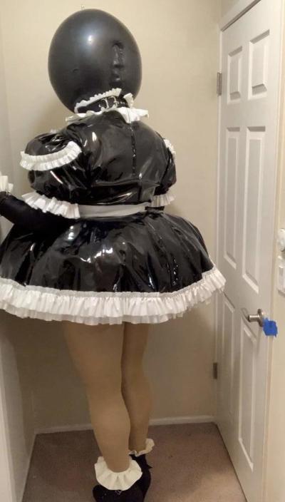 25P Black Ballhood Frilly Maid