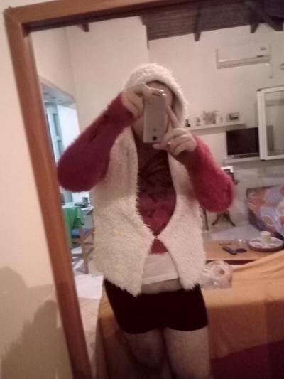 6P WHITE HOOD