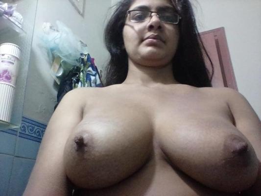 21P LINDOS PEITOS GRANDES PAKI GF FOTOS DE NU