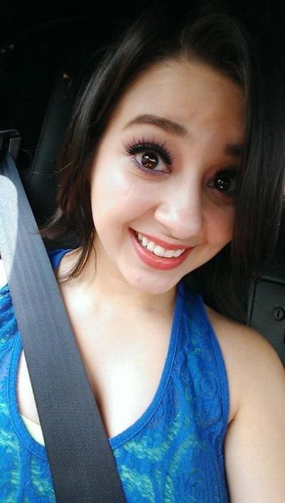 10P Indian NRI girl showing her big boobs