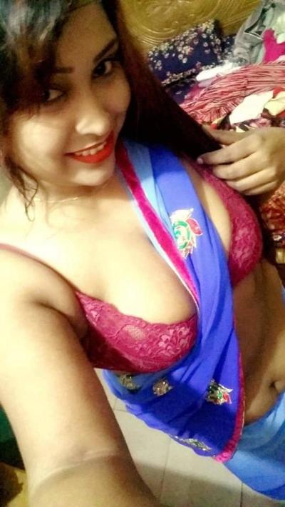 17P Horny Bengali Married Wife Nude pics For Lover