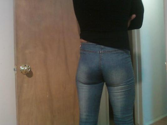 9P BEAU CUL EN JEAN