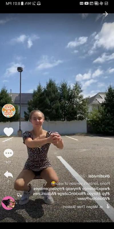 25P Tik Tok-Frauen: Upskirt-Süsse