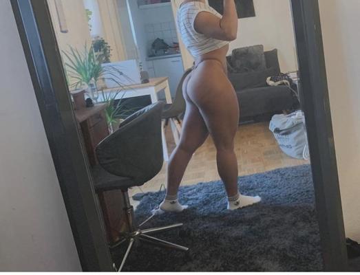 25P Big ass lover