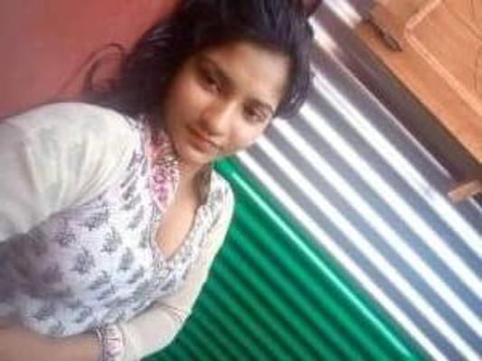 6P Desi village girl hot show