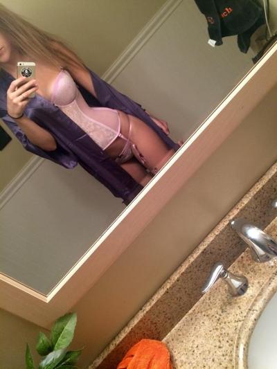 25P american beauty nude pics leaked 2020 , gym girl