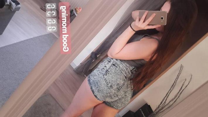 25P Jamie Sofie- Big Fuckable Ass Hottie