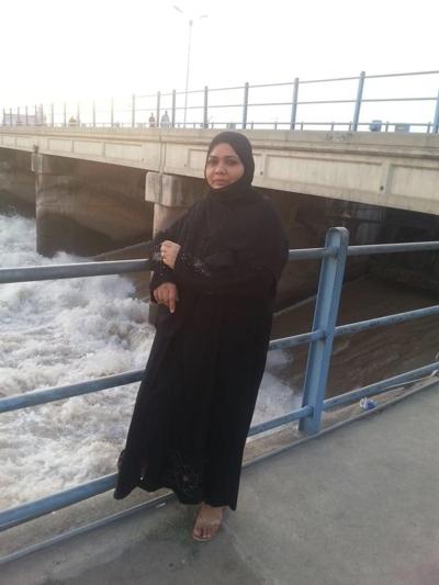 25P Indo Paki Muslim Mature Hijab Whore gets FUCKED - BIG BOOBS
