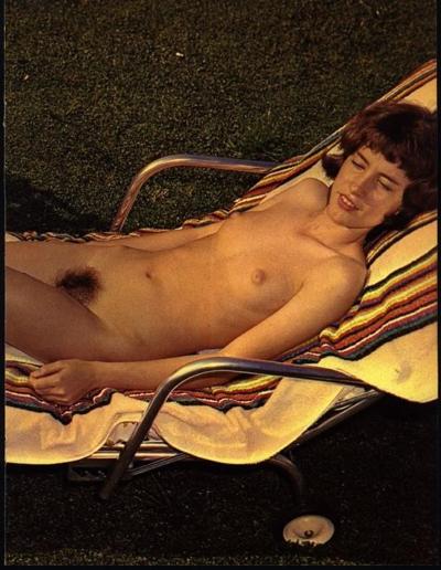 25P Naked people of vintage photos Vol. 30
