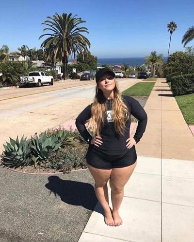 25P Big girls I'd  completely empty my load inside 4