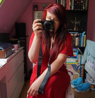 25P Dutch redhead with huge boobs