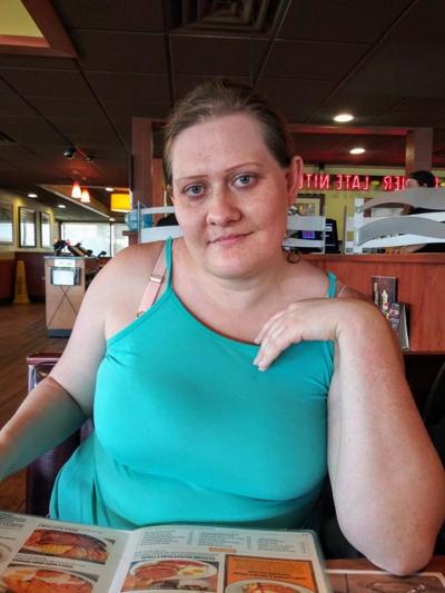 8P Ugly Wife 1