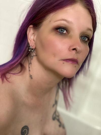 25P BLFhotwife