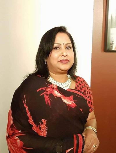 8P Mi mamá desi maturi
