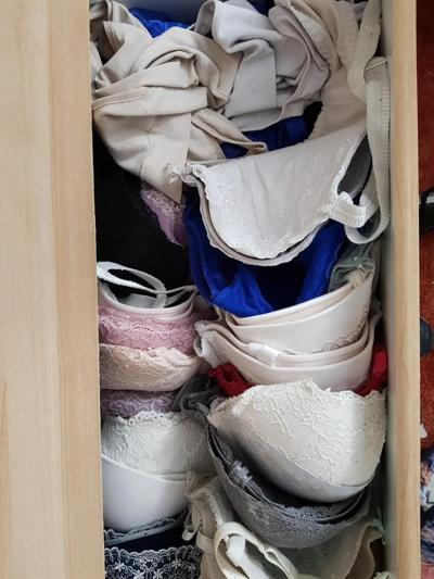 17P Jayne UK milf underwear selection
