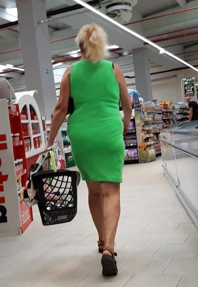18P Blomde granny